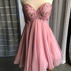 Strapless chiffon Short Dress by Madison James size 4 it flows with you. Stunnin